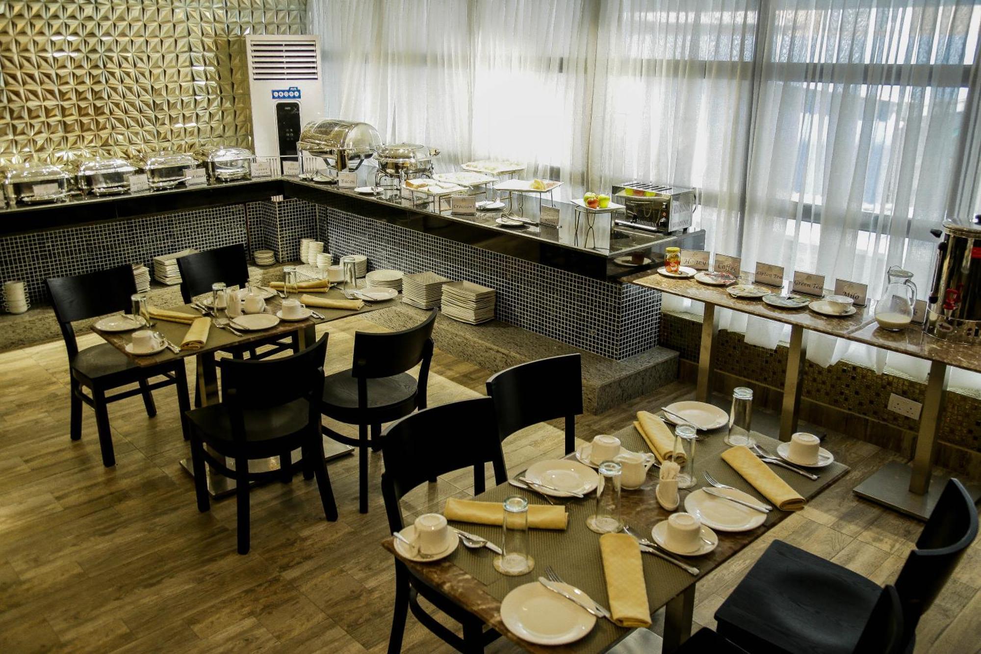 Perfecto La Villa Hotel And Suites Lagos Luaran gambar