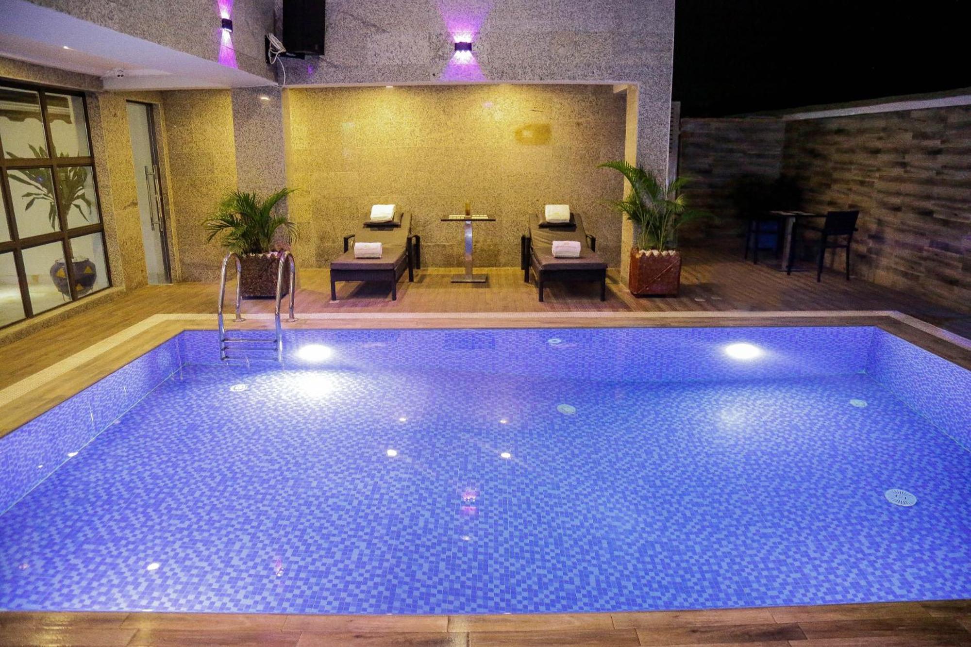 Perfecto La Villa Hotel And Suites Lagos Luaran gambar