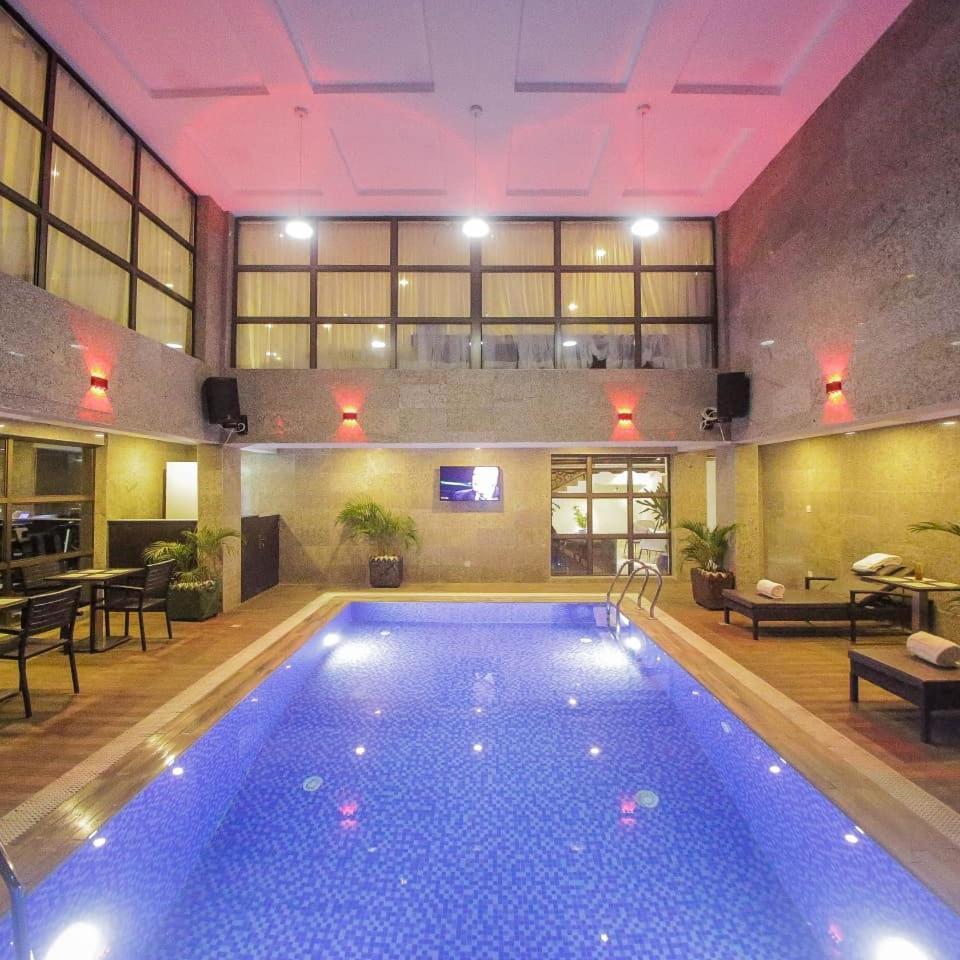 Perfecto La Villa Hotel And Suites Lagos Luaran gambar