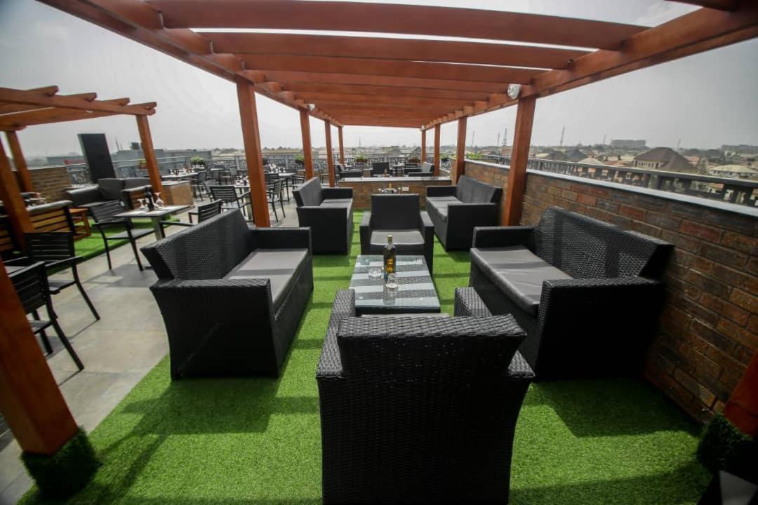 Perfecto La Villa Hotel And Suites Lagos Luaran gambar