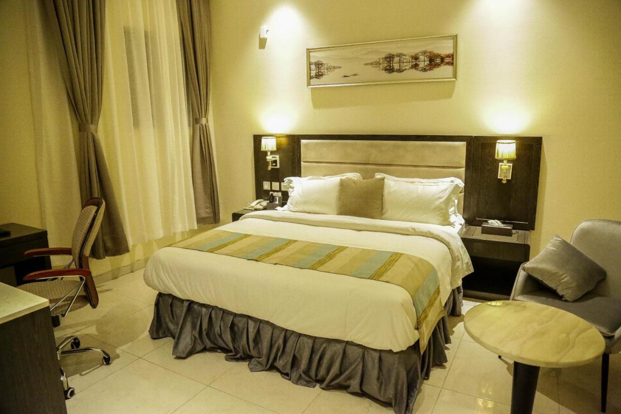Perfecto La Villa Hotel And Suites Lagos Luaran gambar