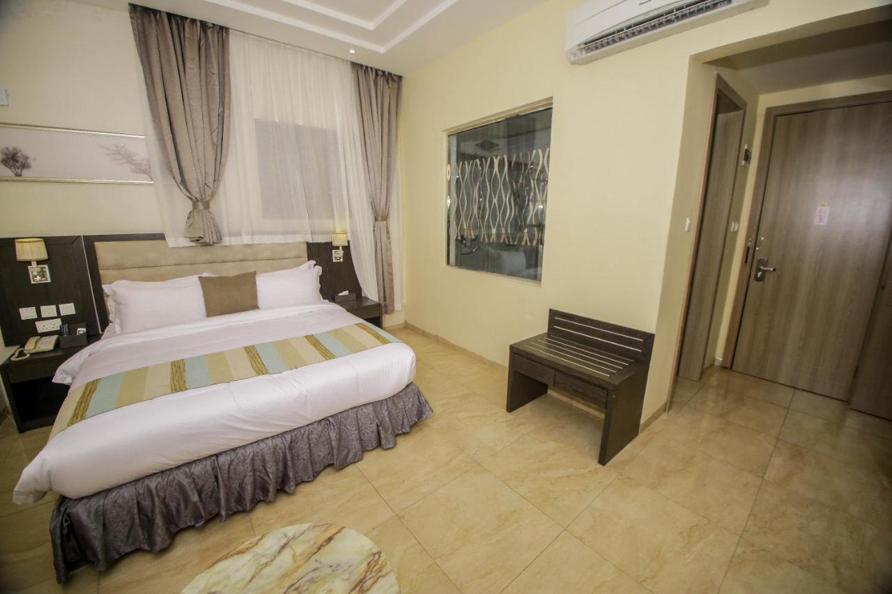 Perfecto La Villa Hotel And Suites Lagos Luaran gambar